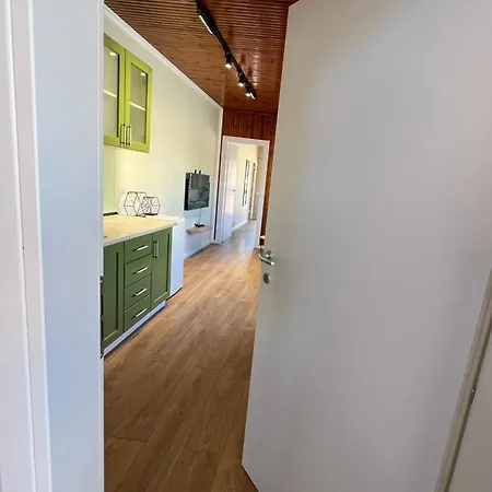 Eco Loft W Big Balcony/veranda * Τίρανα