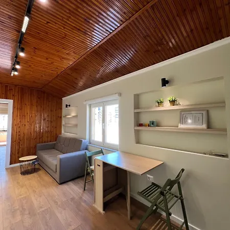 Eco Loft W Big Balcony/veranda * Τίρανα