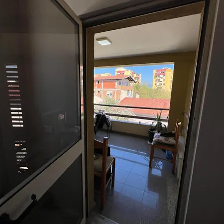 Eco Loft W Big Balcony/veranda * Τίρανα